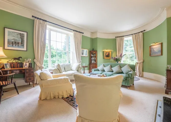 Pantybeiliau House Bed & Breakfast